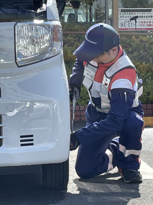 (25卒)車のトラブルに駆け付けるロードサービススタッフ　兵庫県神戸市東灘区