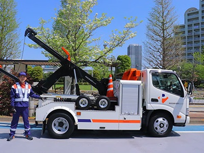 (25卒)車のトラブルに駆け付けるロードサービススタッフ　京都府京都市南区