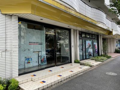 【東京都 杉並区】 車のトラブルに駆け付けるロードサービススタッフ